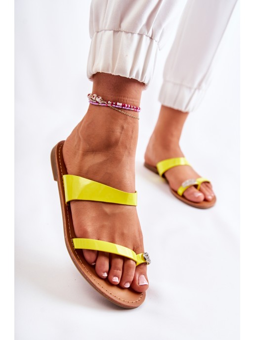 Women's Lacquered Flip-flops Yellow Jimena