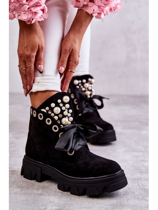 Suede Warm Boots With Pearls Black Roco