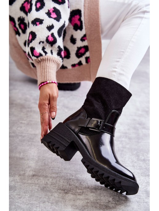Women's Warm Boots On A Chunky Heel Black Marinela