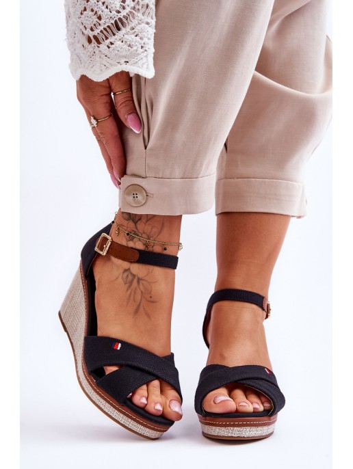 Women's Sandals On Wedge Black Veenus