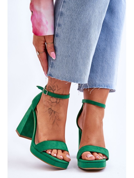 Fashionable Suede Square Heel Sandals Green Merila