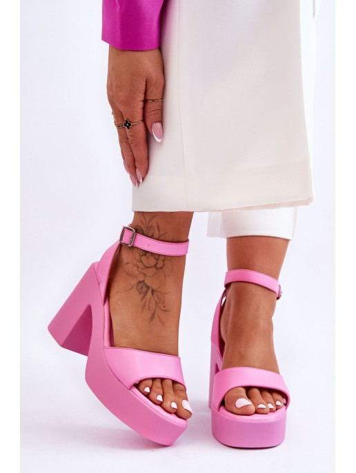 Fashionable Sandals On Massive Heel Pink Karmine