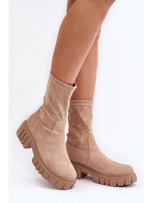 Slip-on ankle boots with flat heel beige Divella